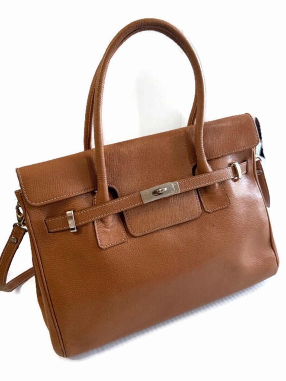 Roxanne Vintage Structured gold Leather bag